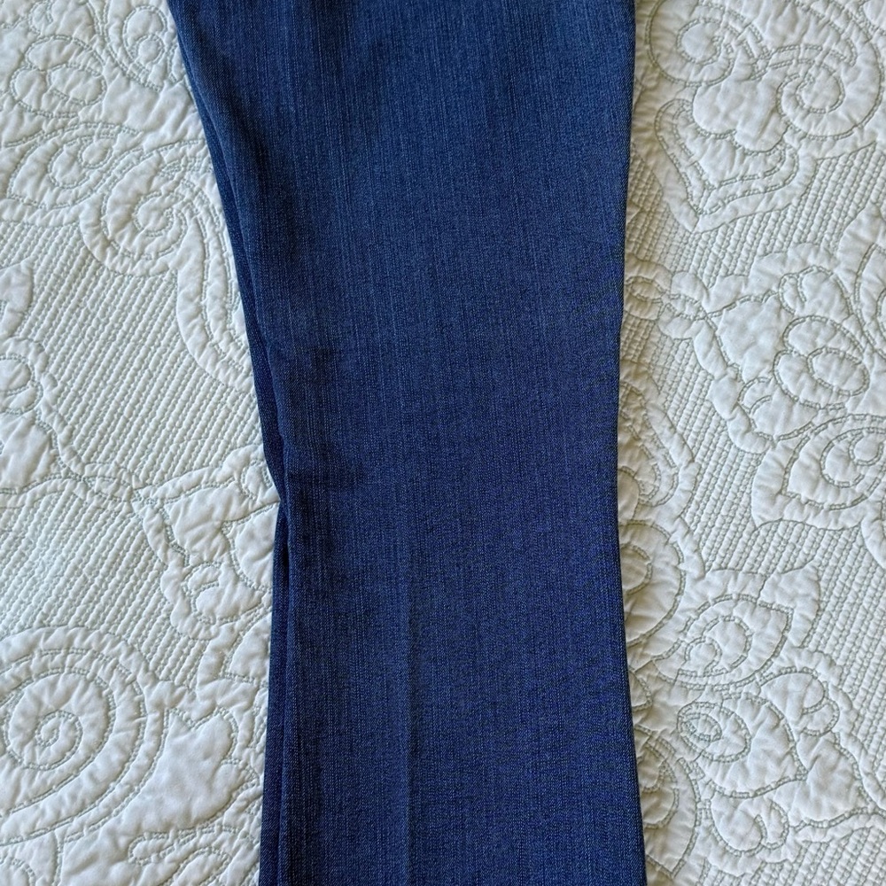 Wrangler Blue Boot Cut Jeans Classic Style